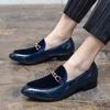 British Men Velvet Patchwork Leather Shoes Pointed Toe Metal Chain Loafers Wedding Dress Prom Groom Footwear Zapatos Hombre