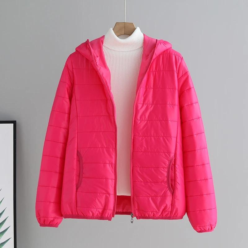 Giacca Leggera Imbottita in Cotone da Donna Nuova Invernale 2025 Cappotto in Cotone Sottile Ampio Corto Parka da Donna con Cappuccio Cappotto Capo d'Abbigliamento Esterno da Donna