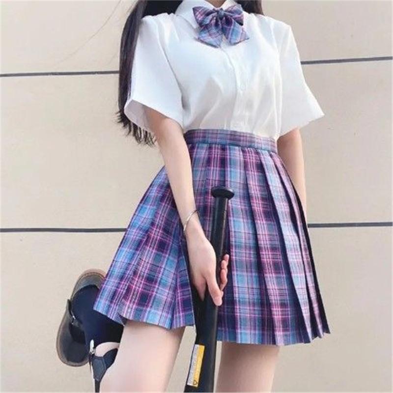 12-Year-Old Girls' Cute Yamabuki Check Sailor Uniform: Navy Skirt & Short Sleeve Top