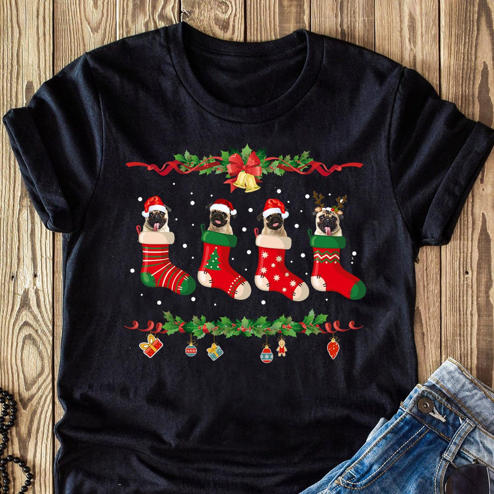Pug Christmas Stocking T-Shirt: Funny Dog Xmas Gift XL