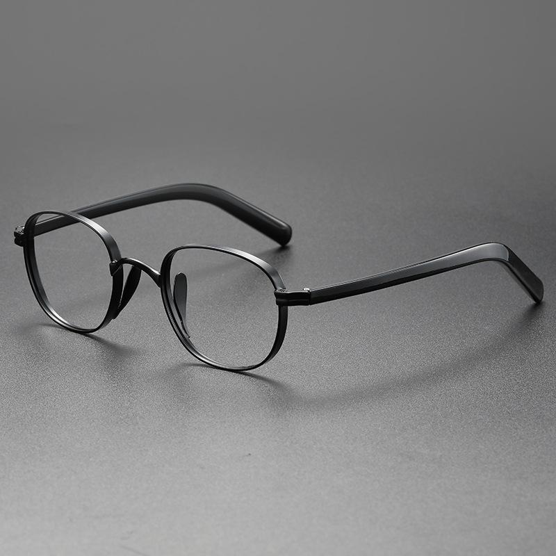 Ultra Light Titanium Eyeglass Frame Retro Square Men s And Women s Eyeglass Frame Designer Optical Prescription Frame