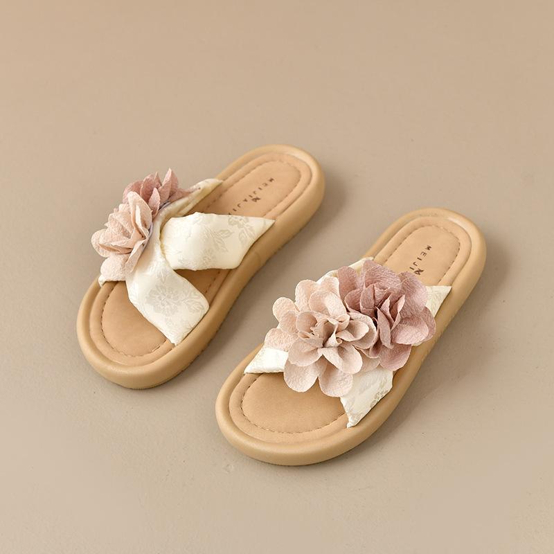 

One pedal 2025 flat fairy sandals summer new skirt slippers fashion temperament cool comfortable foreign light 35
