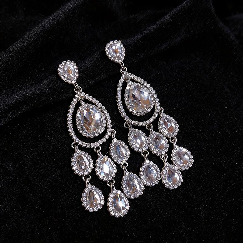 Silver Needle Rhinestone Tassel Stud Earrings: Elegant Niche Design with Water Drop for Women