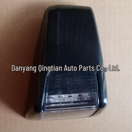 

Compatible Side and Corner Turn Signal Lights for European Volvo Trucks (Part Numbers 82114500, 82114506) Plastic