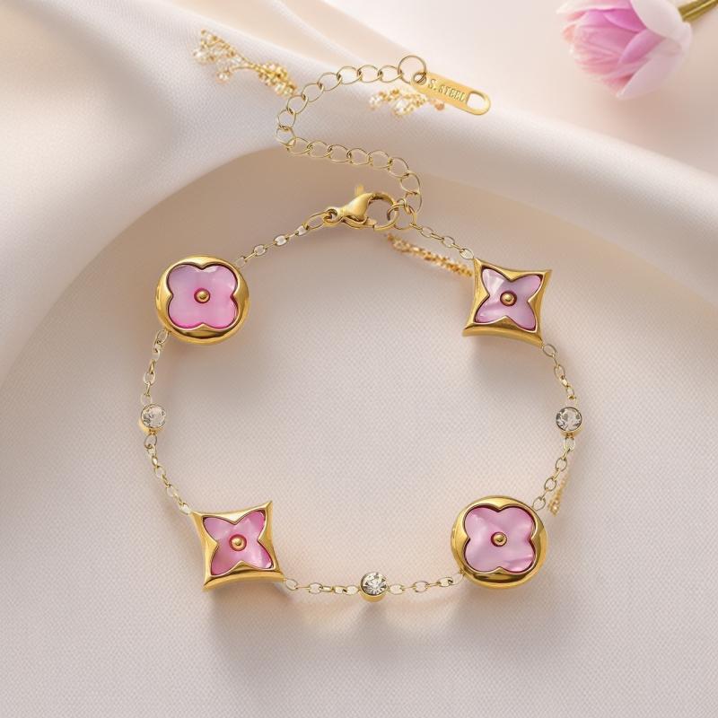 Titanium steel non fading clover bracelet, shell five flower 18K bracelet