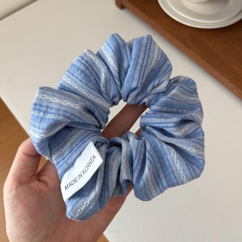 Sea Salt Stripe Scrunchie: Versatile Daily Hair Tie for College Style
