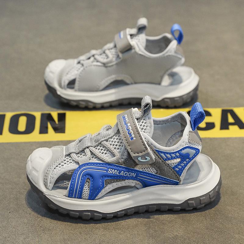 Medium and older children's shoes Boys Baotou soft-soled sandals 2025 summer new boys soft-soled children Velcro