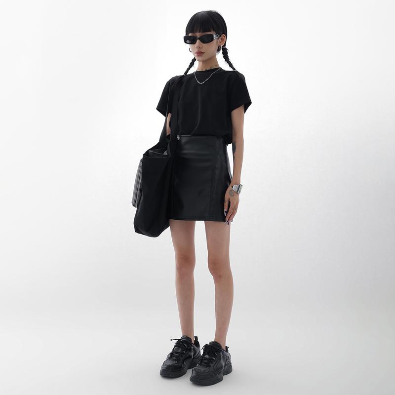 Black PU Leather Mini Skirt Women Side Zipper High Waist Sexy Package Hip Skirt Y2K Street Fashion