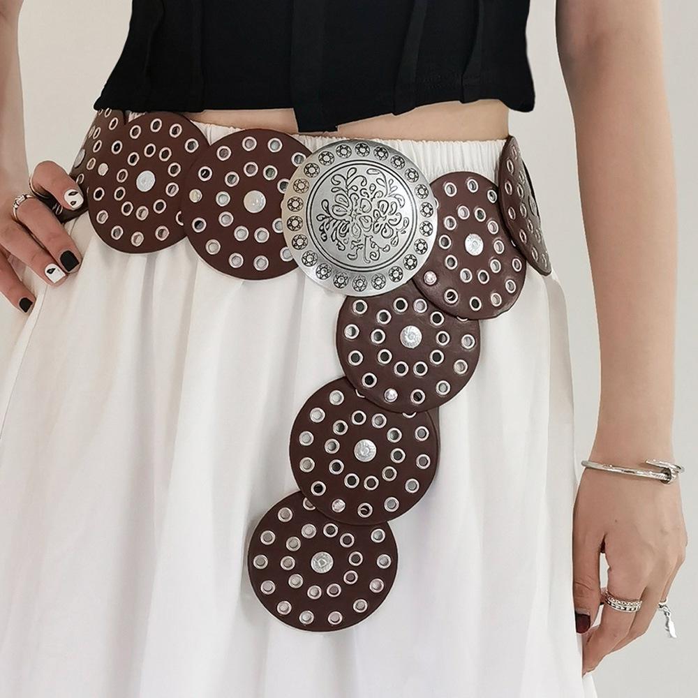 Cinturón Ancho de Cuero Estilo Western Vintage con Decoración de Disco Metálico Hueco
