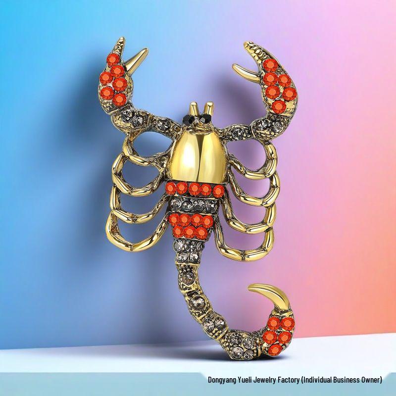 Retro Scorpion Insect Brooch with Alloy and Inlaid Diamonds - European and American Creative Fashion