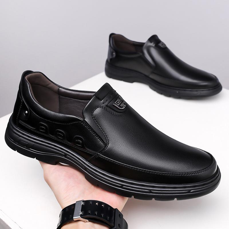 Leather Shoes Men's 2025 Autumn New Breathable One-pedal Casual Shoes Men's Trend Versatile Soft-soled Dad Shoes
