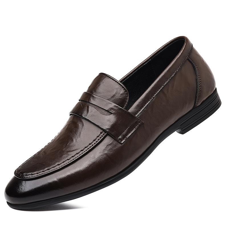 Neue Schuhe für Herren Mode Leder Freizeitschuhe Einfache Designer Anzugschuhe Slipper Loafer