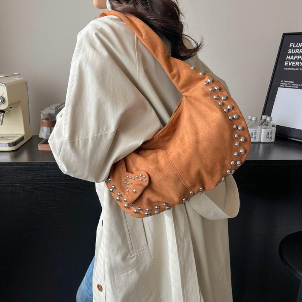 Large Capacity Locomotive Style Underarm Bag Fashion Design Rivet Shoulder Bag  Girls