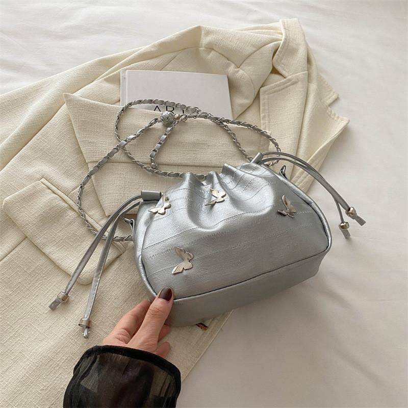 Chic Summer Bucket Bag For Women With Unique Bow And Casual Shoulder Style