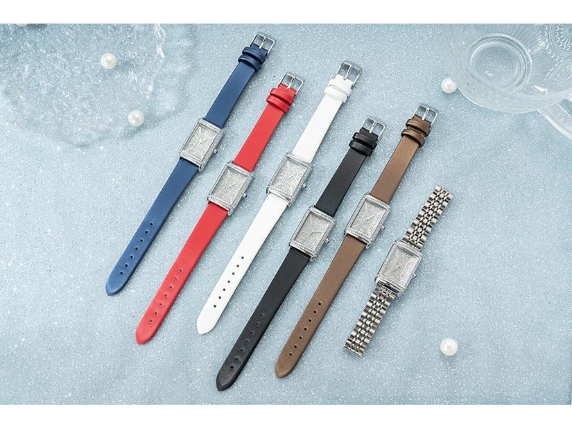 Elegancki Damski Zegarek z Diamentami Gwieździste Niebo - Luksusowy Kwadratowy Design z Pełnym Zestawem Diamentów