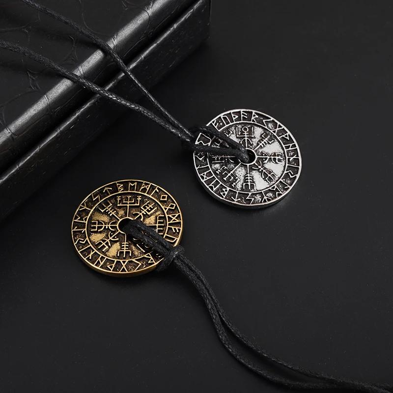 Rune Compass Necklace for Men Vintage High Quality Pendant Amulet Party Jewelry Gift