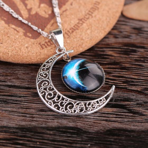 

Interstellar Starry Sky Moon Gemstone Necklace Moon Gemstone