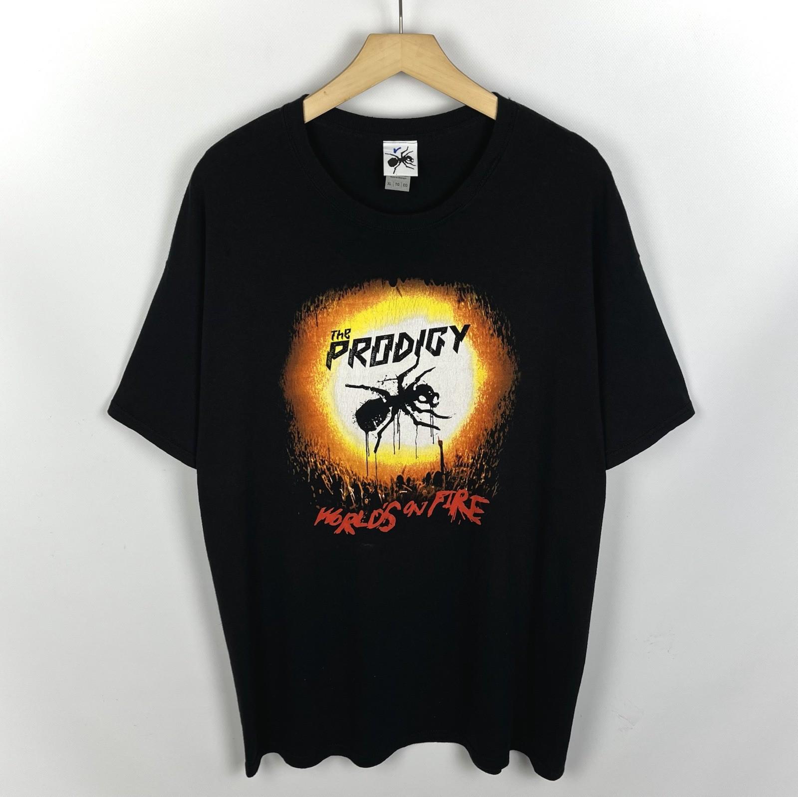 Gildan The Prodigy Band “Worlds On Fire” Ant Short Sleeve T Shirt Size XL Black Unisex T-Shirt XXL