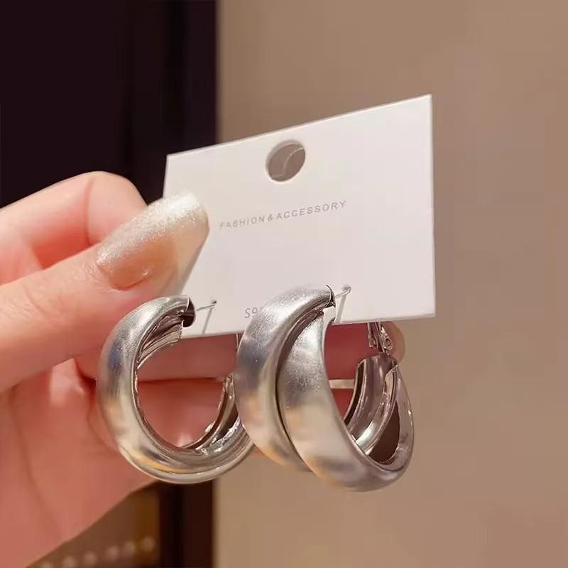 Fashion Gold Color Matte Brushed Hoop Earring for Women Girls Vintage Metal C-shape Circle Round Earrings Jewelry 2025 Trendy