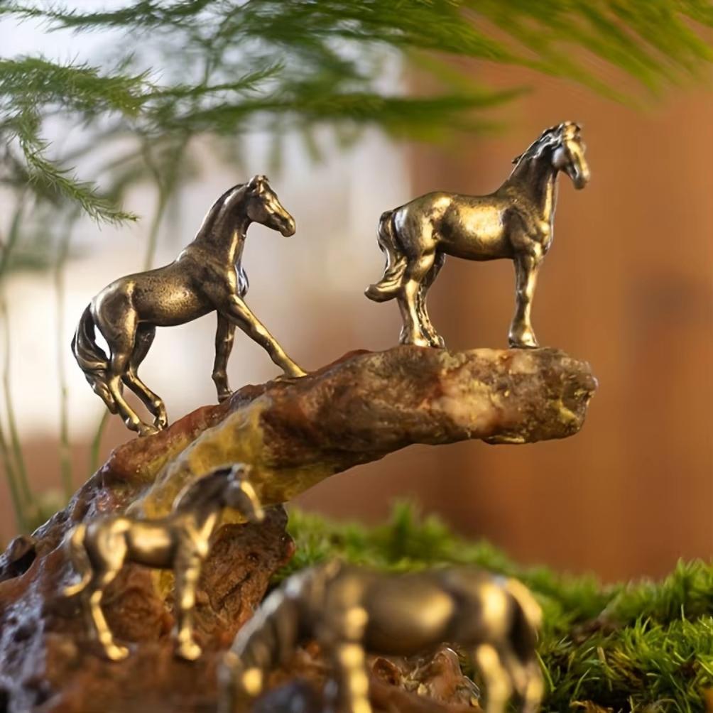 Miniature Antique Brass Long Tail Horse Figurines Feng Shui Ornament Copper Zodiac Animal Mini Desktop Crafts Home Decor gifts
