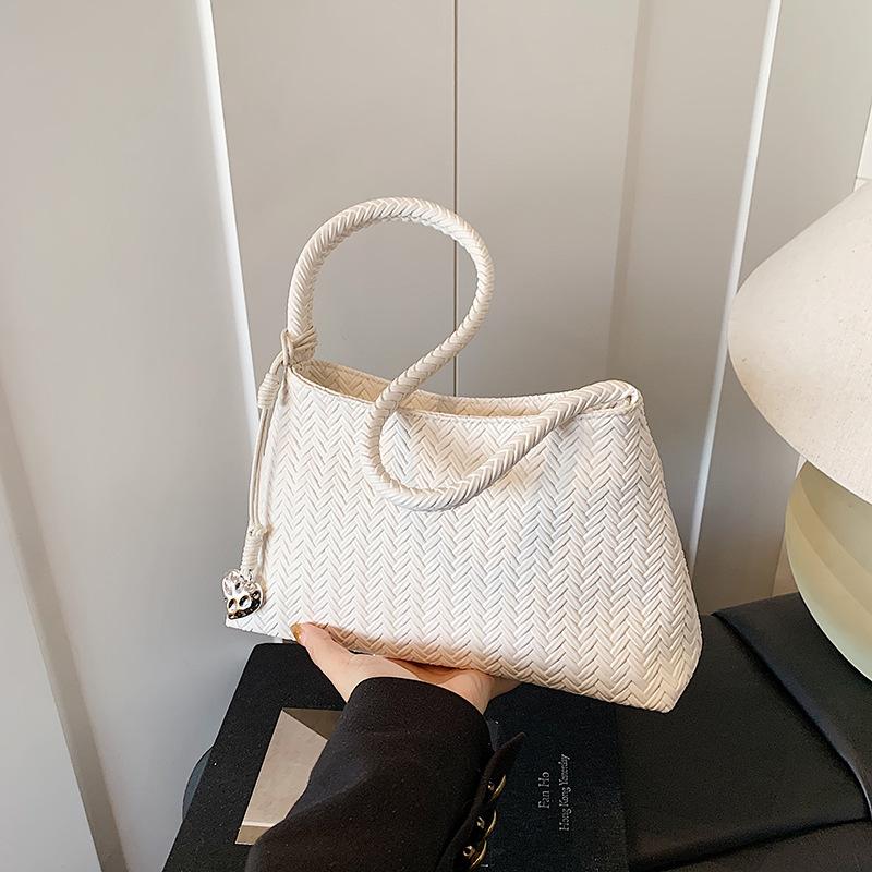 

Summer new niche temperament high-end hand bag fashion woven bag shoulder underarm bucket bag белый