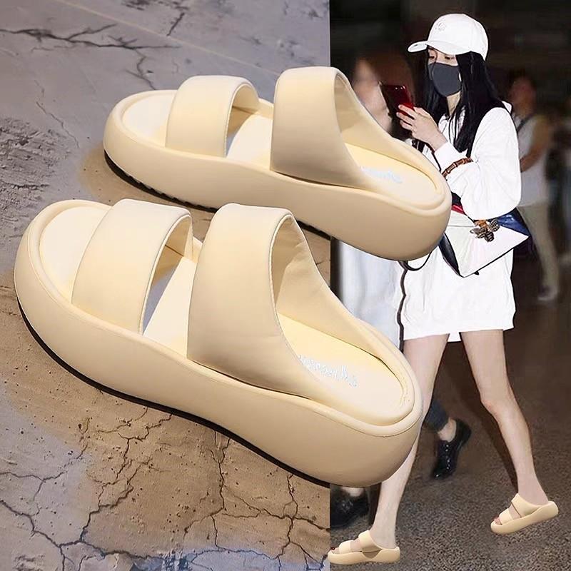 

Boken cool slippers women s summer wear 2025 new soft platform beach sandals fashion bread one-word 35