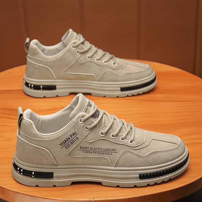 Neue modische und trendige Herrenschuhe, lässige Sportschuhe, bequem und vielseitig