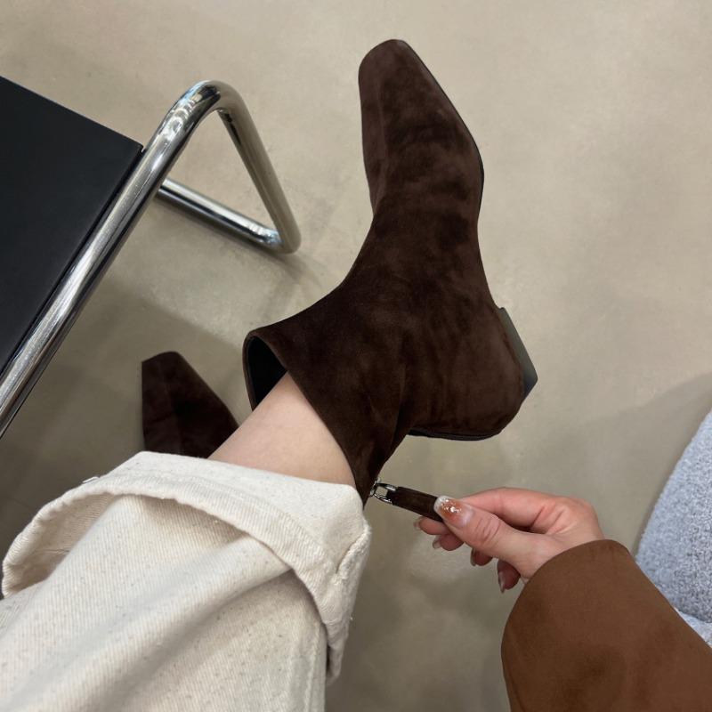 New autumn and winter zipper retro brown suede small ankle boots thin boots square head thick heel short boots women
