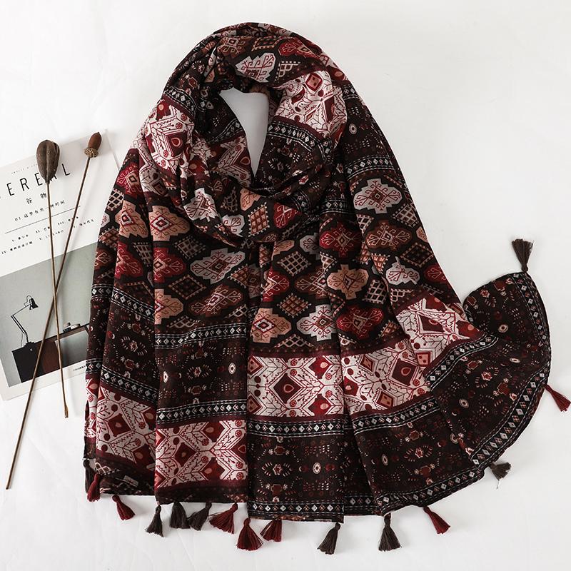 Luxury Brand Cotton Scarf Women Large Shawls Design Hijab Echarpe Print Tassel Scarves Lady Beach Stole Muffler Foulard Pareo