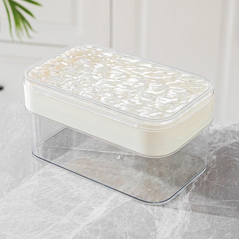 

Lilang Silicone Ice Cube Maker Set with Storage