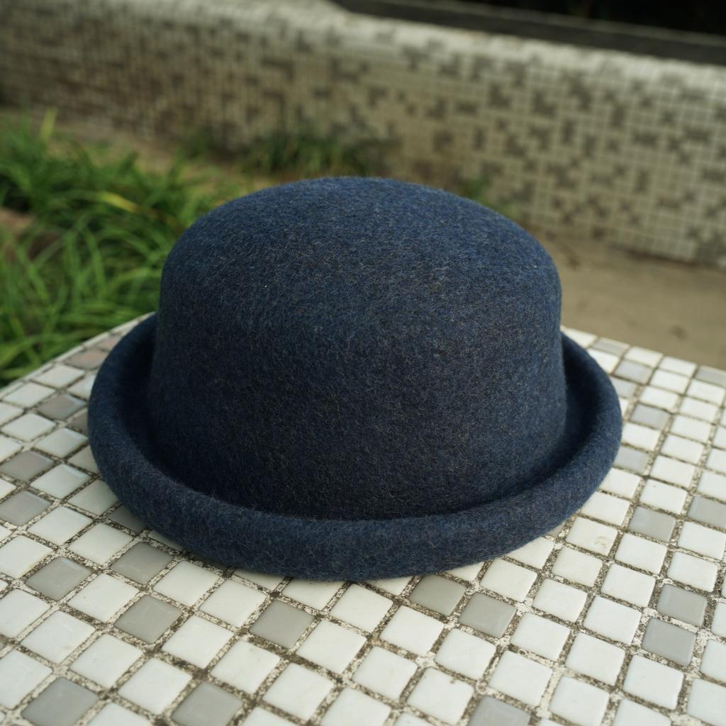 Japanese Retro Black Brown Beige Gray Woolen Beret Women'S Autumn And Winter Cute Versatile Crimped Top Hat