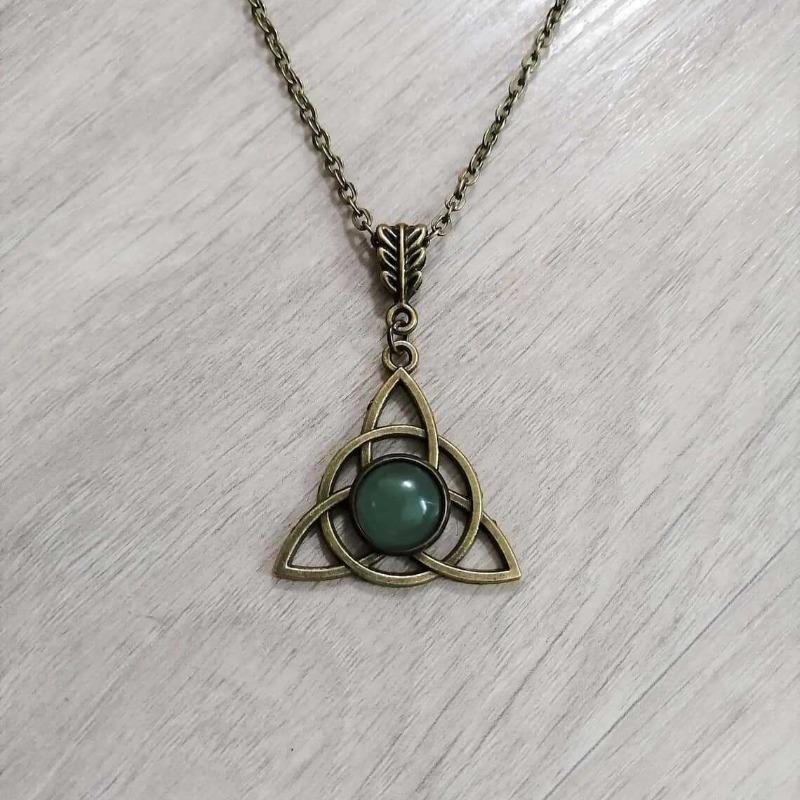 Norse Viking Celtic Trinity Knot Green Gemstone Pendant Necklace for Wome Retro Bronze Color Pagan Witchy Halloween Jewelry Gift