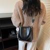Korean Style Retro Square Bucket Bag - Versatile Large Capacity Crossbody for Women