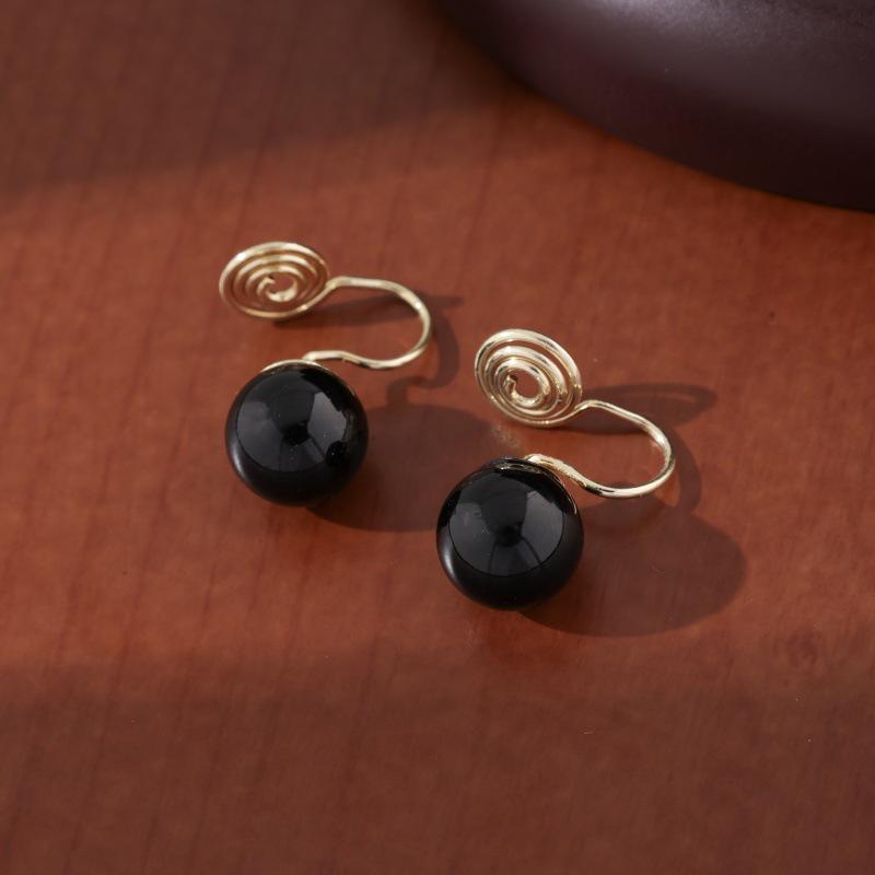 Vintage French Pearl No-Pierce Earrings: Elegant Luxury Clip-ons for Women