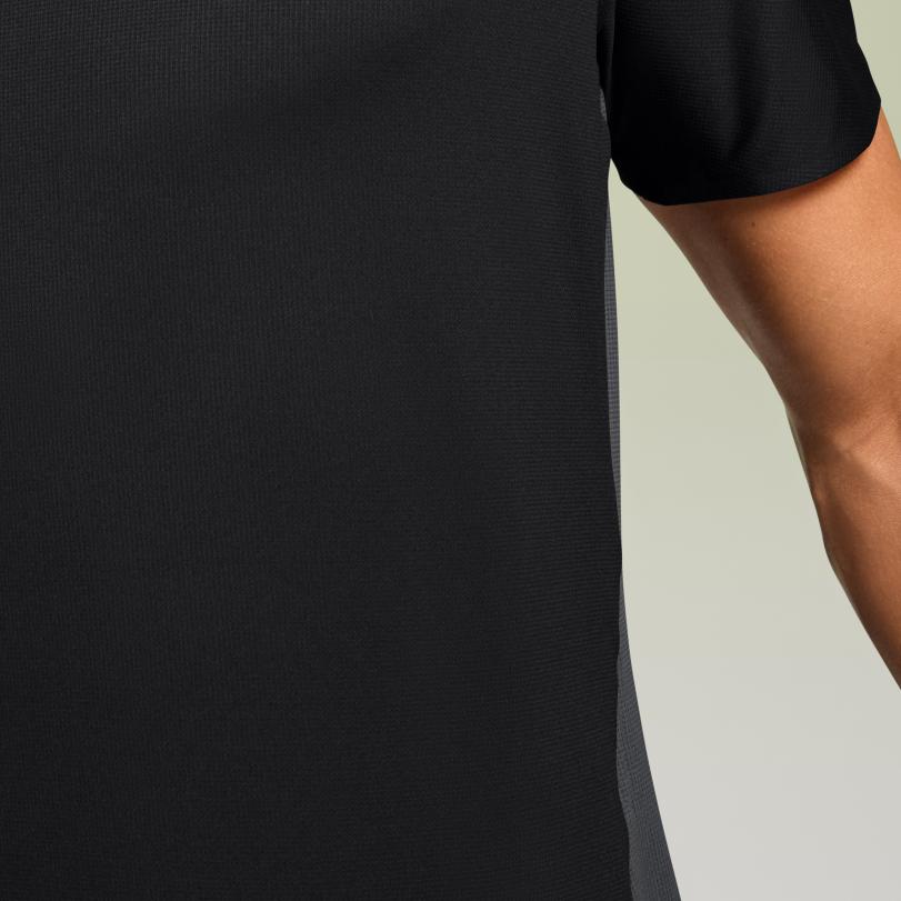 On Performance Round Neck Pullover Versatile Short Sleeve T-Shirt Men Tops Black 1ME10230106