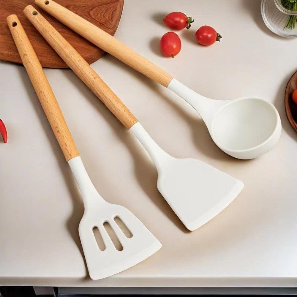 Silicone Kitchen Cookware Utensils High Temperature Resistant Wooden Handle Kitchenware Set Food Grade