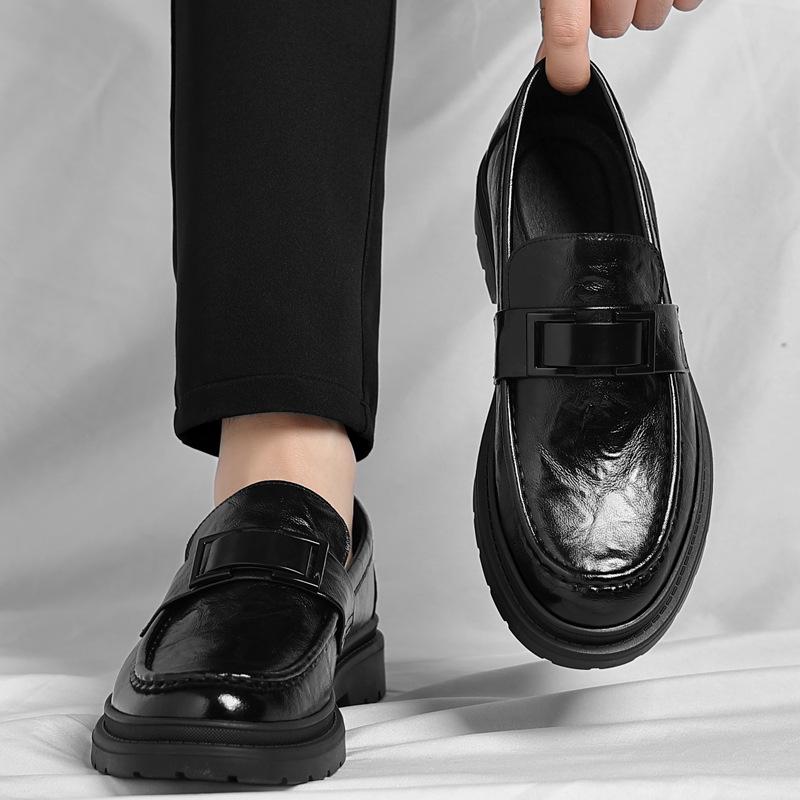 New Casual Leather Shoes Men's Trendy Business Formal Wear Leather Shoes Slip-on Rubber Office Loafers Soft Bottom Men's Shoes