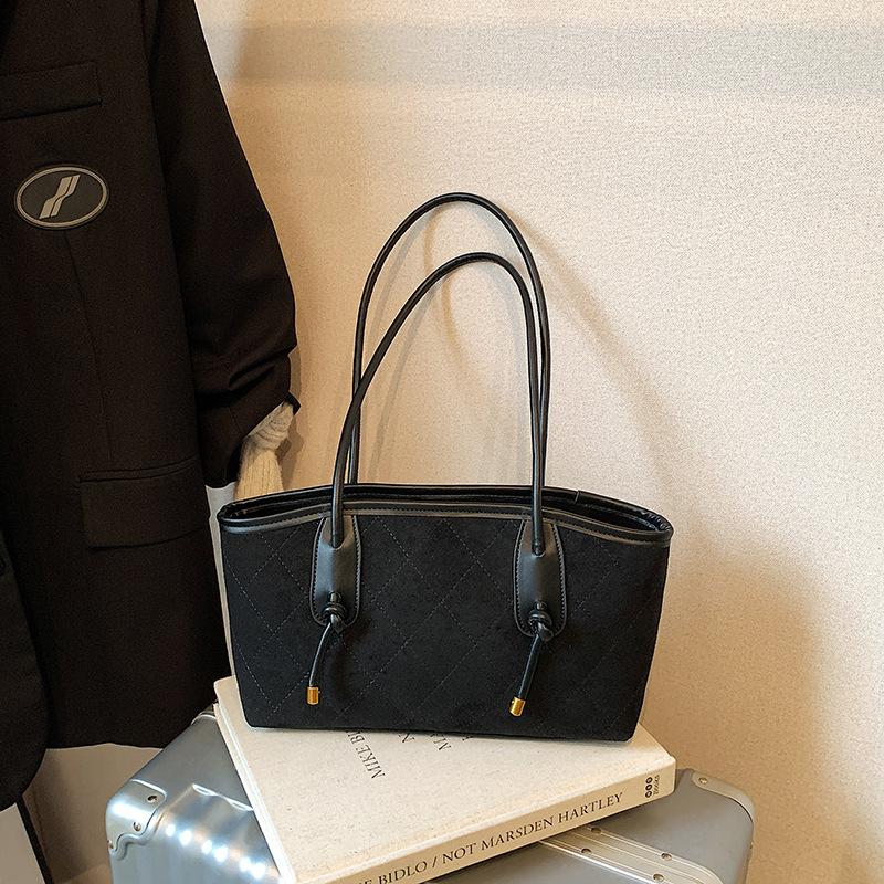 

Retro bag women s large capacity autumn and winter casual shoulder armpit bag rhombus commuter tote bag