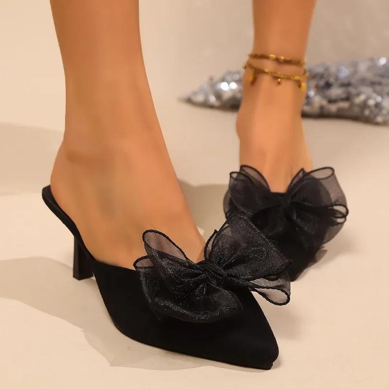 Женская обувь Закрытый носок Женские тапочки Модные модельные тапочки Женские остроносые босоножки с бантом на тонком каблуке Большие размеры 35 2343₽