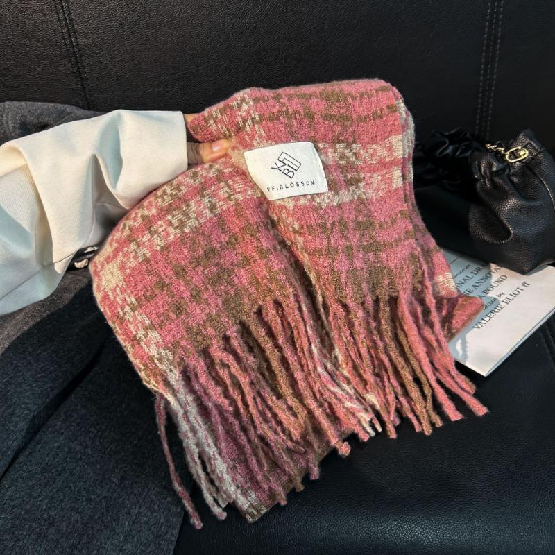 Autumn and winter new Maillard imitation cashmere plaid scarf women's winter senior sense versatile shawl thickened warm scarf