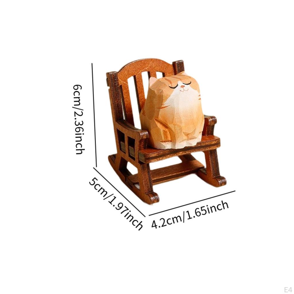 Tierfigur im Schaukelstuhl für Wohndekoration und Geschenke