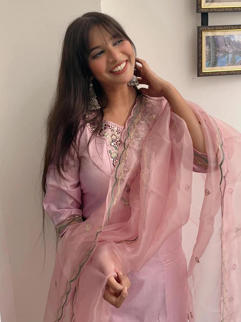 Women Silk Blend Kurta Pant Dupatta Set Designer Party Wear Bollywood Top Tunic Kurti Suit