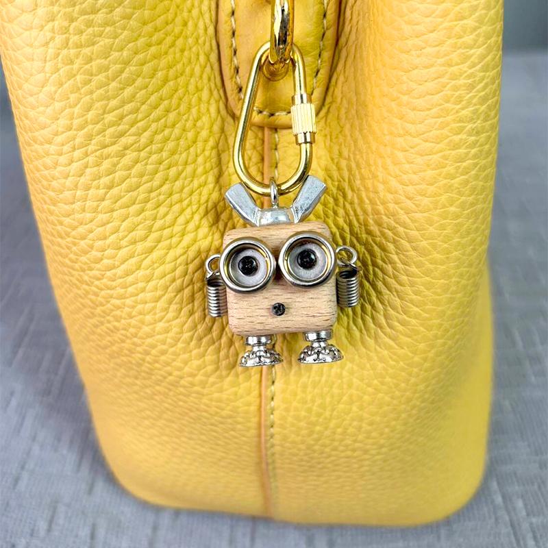 1PC Wooden Metal Cute Car Shape Unique Robot Pendant Creative Personality Ornaments Punk Purse Bag Hanging Car Keychain