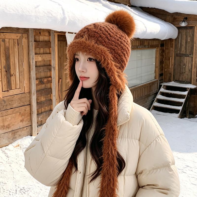 Winter outdoor warm ear protection pullover wool hat women's fashion versatile plush hairball knitted Lei Feng hat