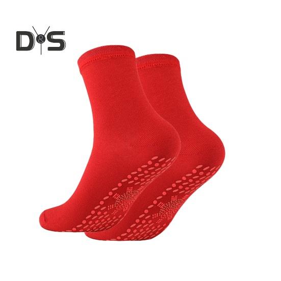 

1 пара носков с подогревом, сохраняющих тепло ног 24 часа, силиконовые подошвы, средней длины, высокоэластичные, однотонные спортивные носки, удобные носки для холодной погоды красный