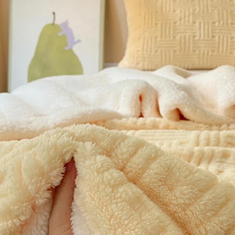 Winter Blanket Coral Fleece Blankets Office Shawl Nap Blanket Air Conditioning Duvet Bedding Warm Sheets 200*230cm
