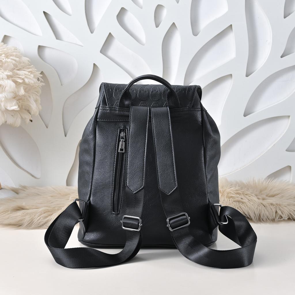 European and American Fashion Retro Women's Bag Street Trend Skull Heavy Metal Motorcycle Hand-held Backpack Women's Backpack