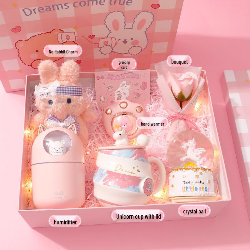 Winter Gift Box for 10-Year-Old Girls: Warm and Practical Birthday Present for Kindergarten and Primary School Students