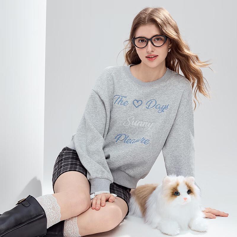 BETU Women's 2025 Winter Letter Embroidered Fleece Sweatshirt