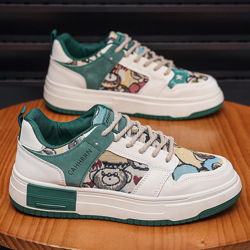 Frühlings Herrenschuhe neue atmungsaktive Canvas-Schuhe Herren Trend vielseitige kleine weiße Schuhe Plateau Sportliche Freizeit-Board-Schuhe